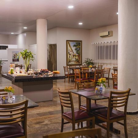 Hotel Dan Inn Barretos By Nacional Inn Экстерьер фото