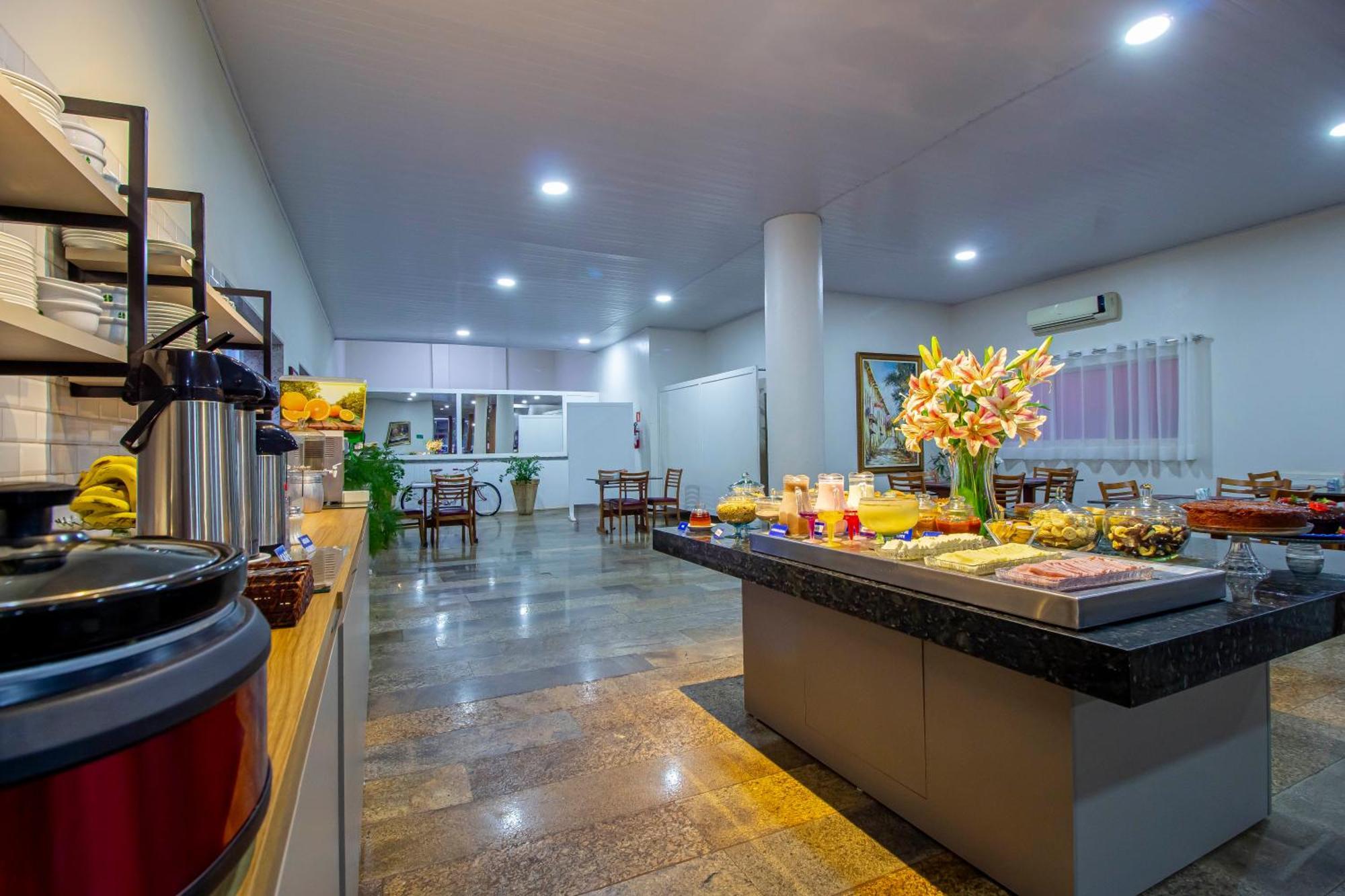 Hotel Dan Inn Barretos By Nacional Inn Экстерьер фото